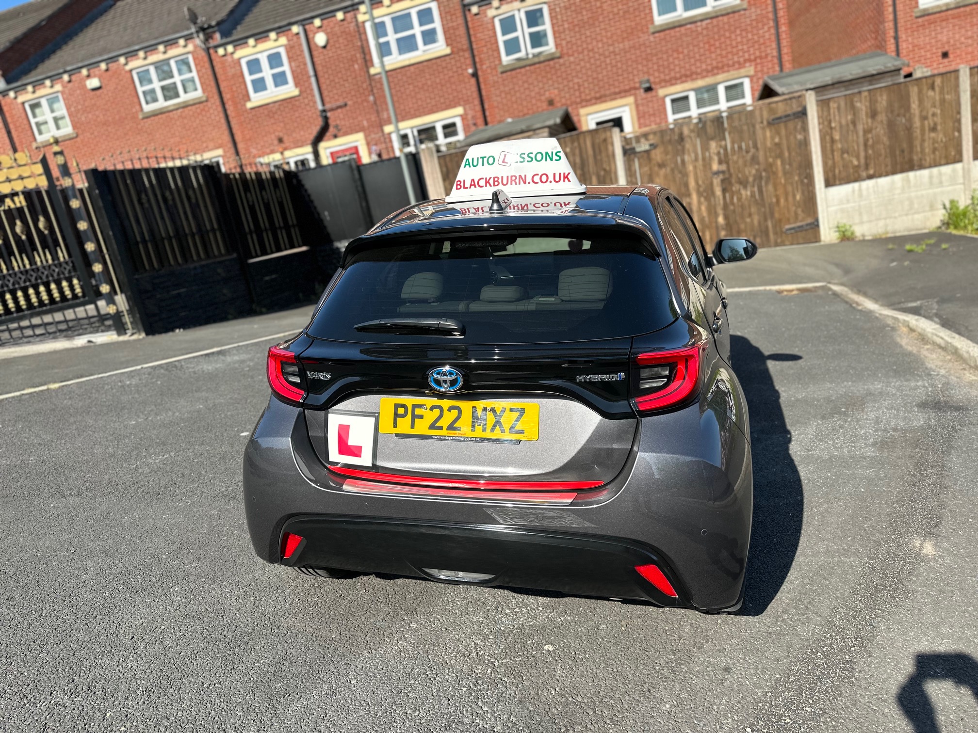 help-advice-automatic-driving-lessons-blackburn
